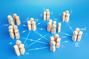 在昆明地区配置2000-2500的电脑能玩魔兽世界就好