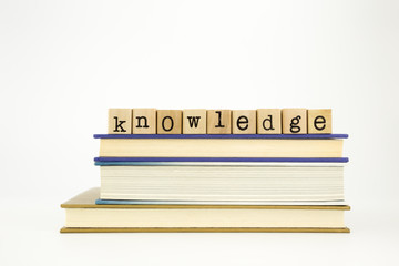 在昆明地区配置2000-2500的电脑能玩魔兽世界就好